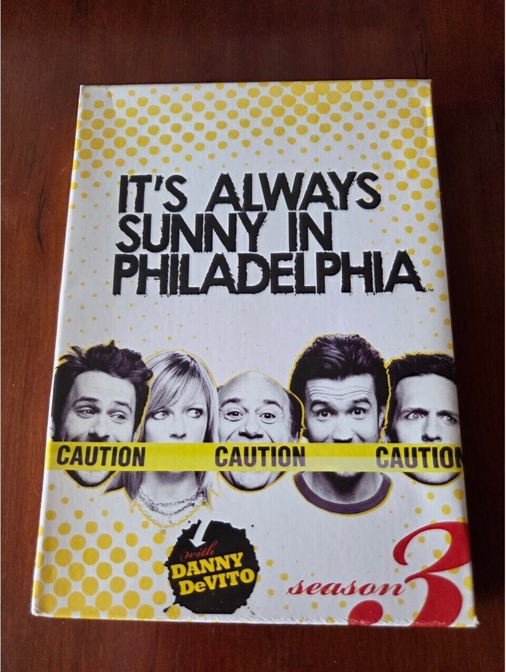 It's Always Sunny in Philadelphia Season 3 DVD 2008 3-Disc Set Complete